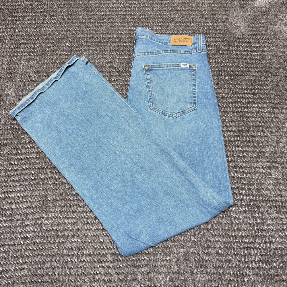 Signature Levi Strauss Womens Jeans Size 12‎ W31 High Rise Loose Straight Light